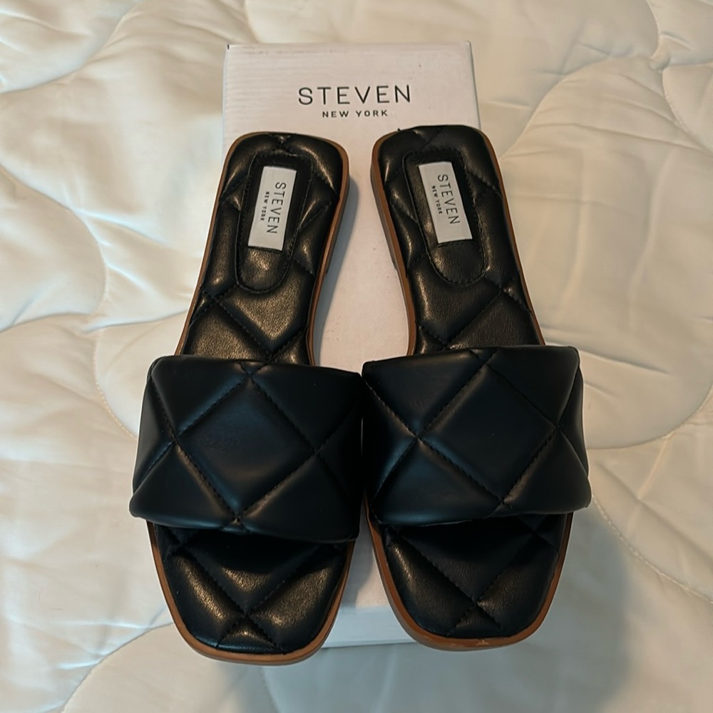 Steven New York Slides - image 1